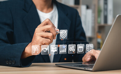 知识产权保护要综合运用什么等多种手段从审查授权行政执法司法保护仲裁调解行